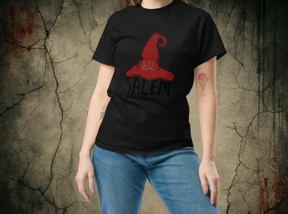 SALEM - Unisex T-SHIRT